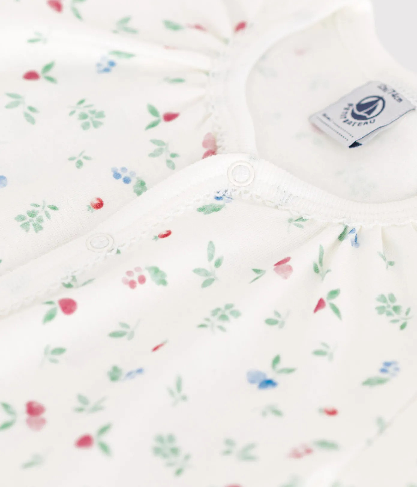 Petit Bateau Schlafanzüge, Strampler|Sets, Overalls & Latzhosen*Baby-Kurzoverall aus Baumwolle mit Frucht-Motiv weiss MARSHMALLOW/weiss MULTICO