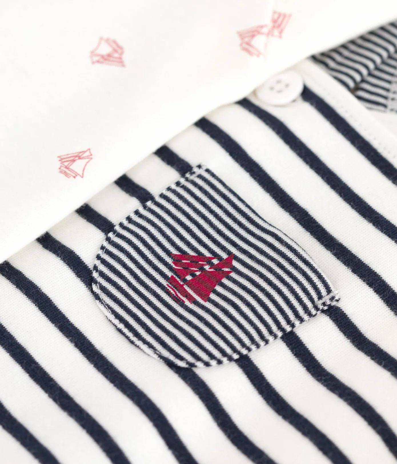 Petit Bateau Sets, Overalls & Latzhosen|Newborn*Baby-Set Latzhose mit Marinestreifen und gemusterter Body weiss MARSHMALLOW/blau SMOKING