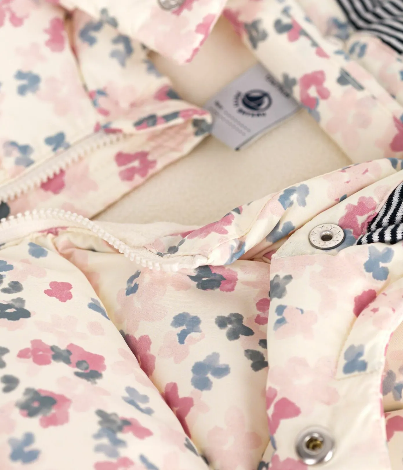 Petit Bateau Jacken, Anoraks*Baby-Winterjacke mit Blumenmuster MILK/ MULTICO