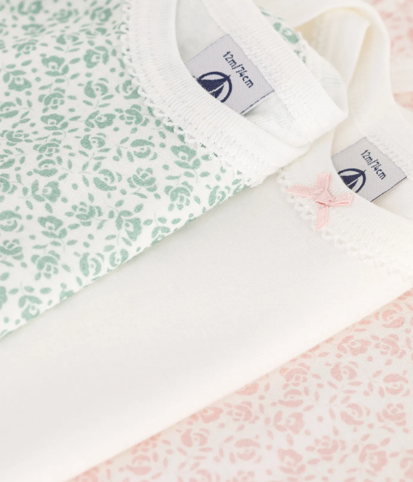 Petit Bateau Bodys*3er-Set kurzärmelige Strampler aus Baumwolle mit Blumenmuster variante 1
