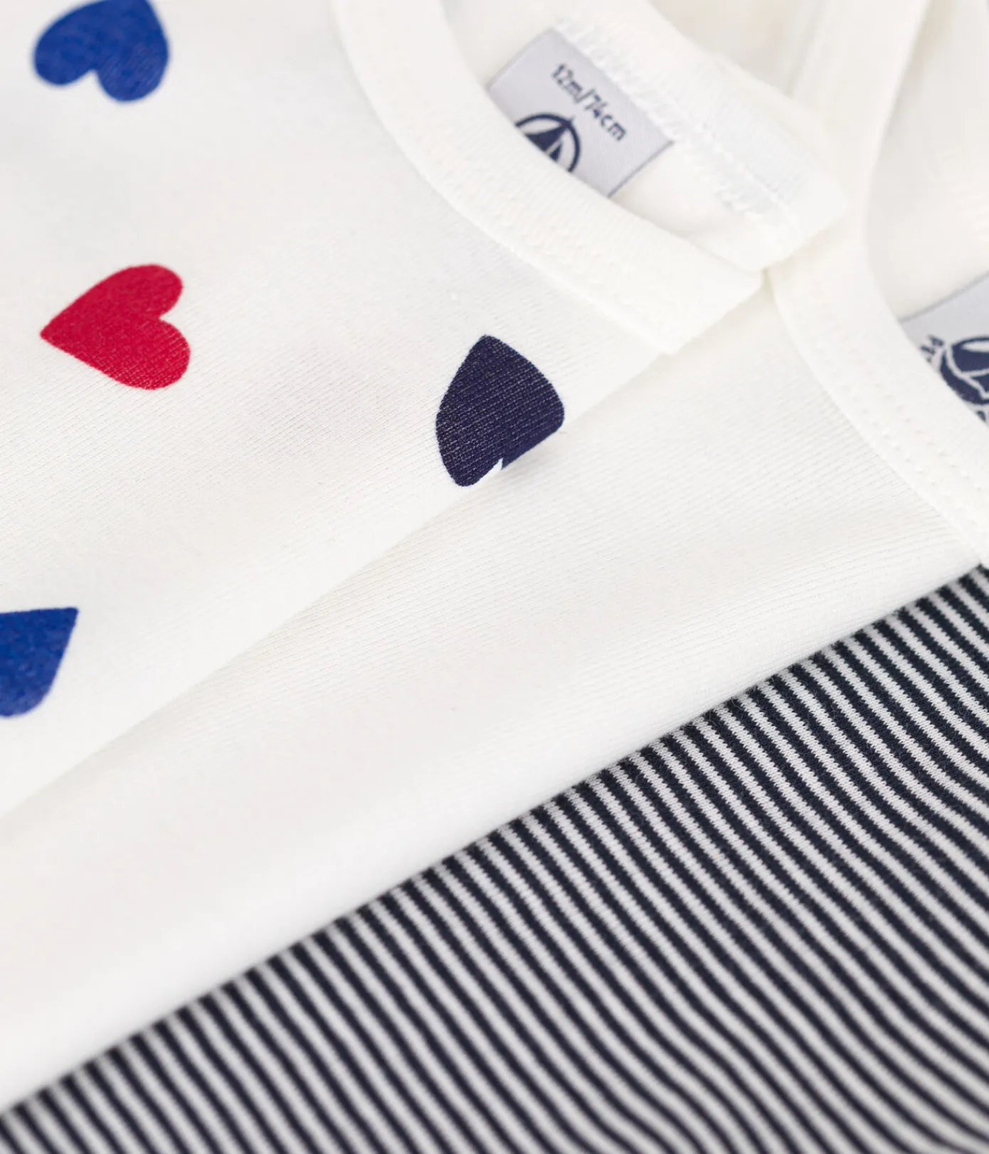Petit Bateau Bodys*3er-Set langärmelige Bodys aus Baumwolle mit drei Herz-Motiv für Babys variante 1
