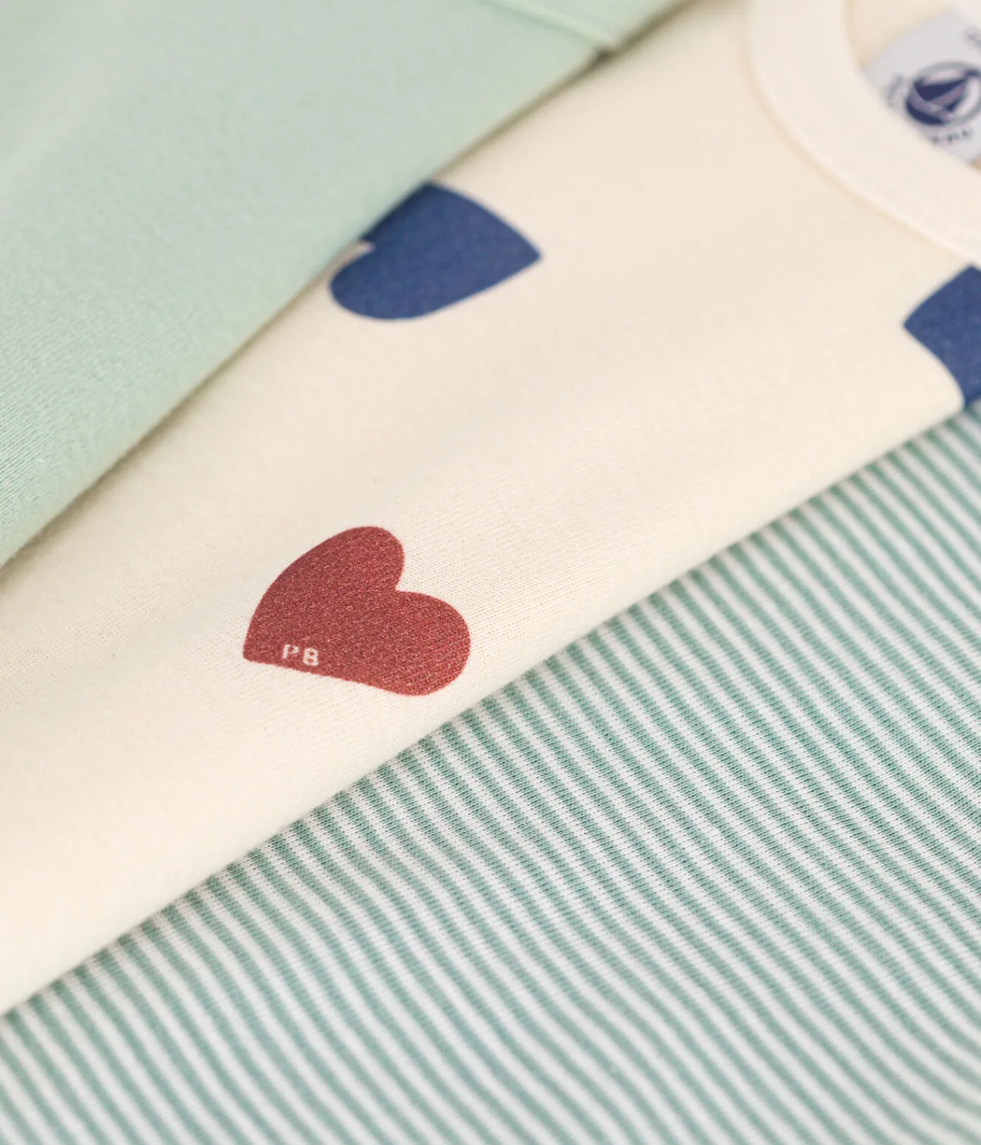 Petit Bateau Bodys*3er-Set langärmelige Bodys aus Baumwolle mit drei Herz-Motiv für Babys variante 1