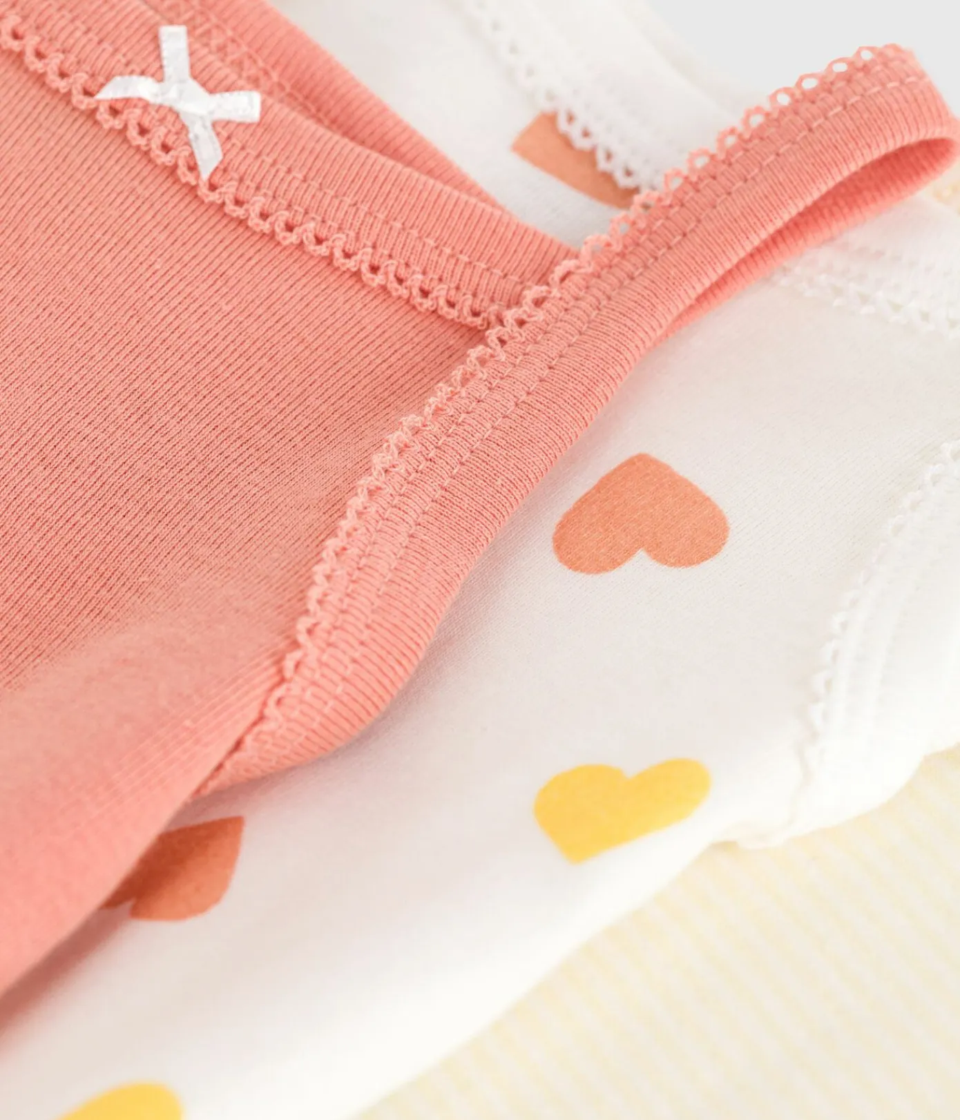 Petit Bateau Bodys*3er-Set Trägerstrampler aus Baumwolle mit Herzmotiv variante 1