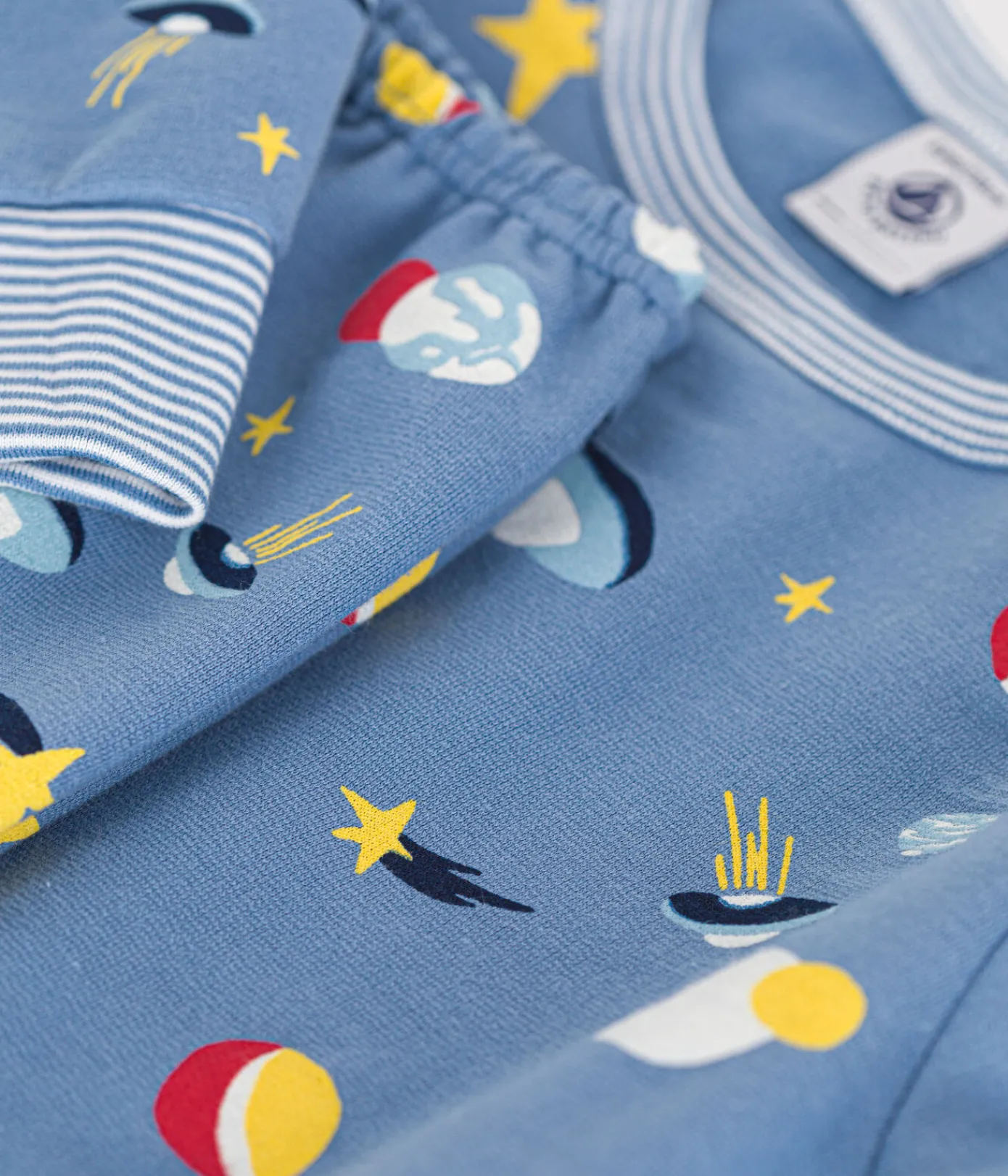 Petit Bateau Schlafanzüge, Pyjamas|Schlafanzüge, Nachthemden*Kinder-Pyjama aus aufgerautem Molton mit Weltraummotiv blau BEACH/ MULTICO