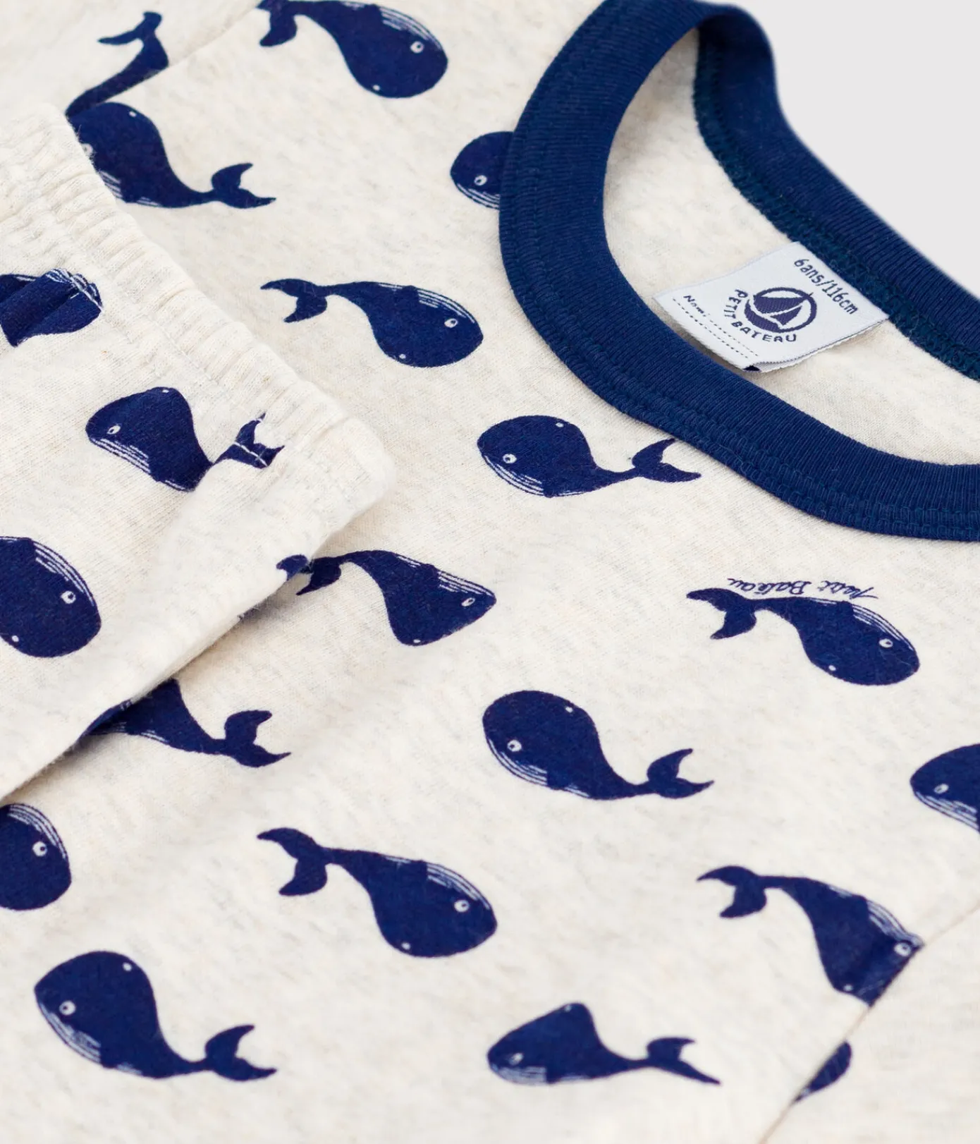 Petit Bateau Schlafanzüge, Pyjamas|Schlafanzüge, Nachthemden*Kurzärmeliger Kinder-Pyjama mit langen Beinen aus bedruckter Baumwolle beige MONTELIMAR/blau MEDIEVAL
