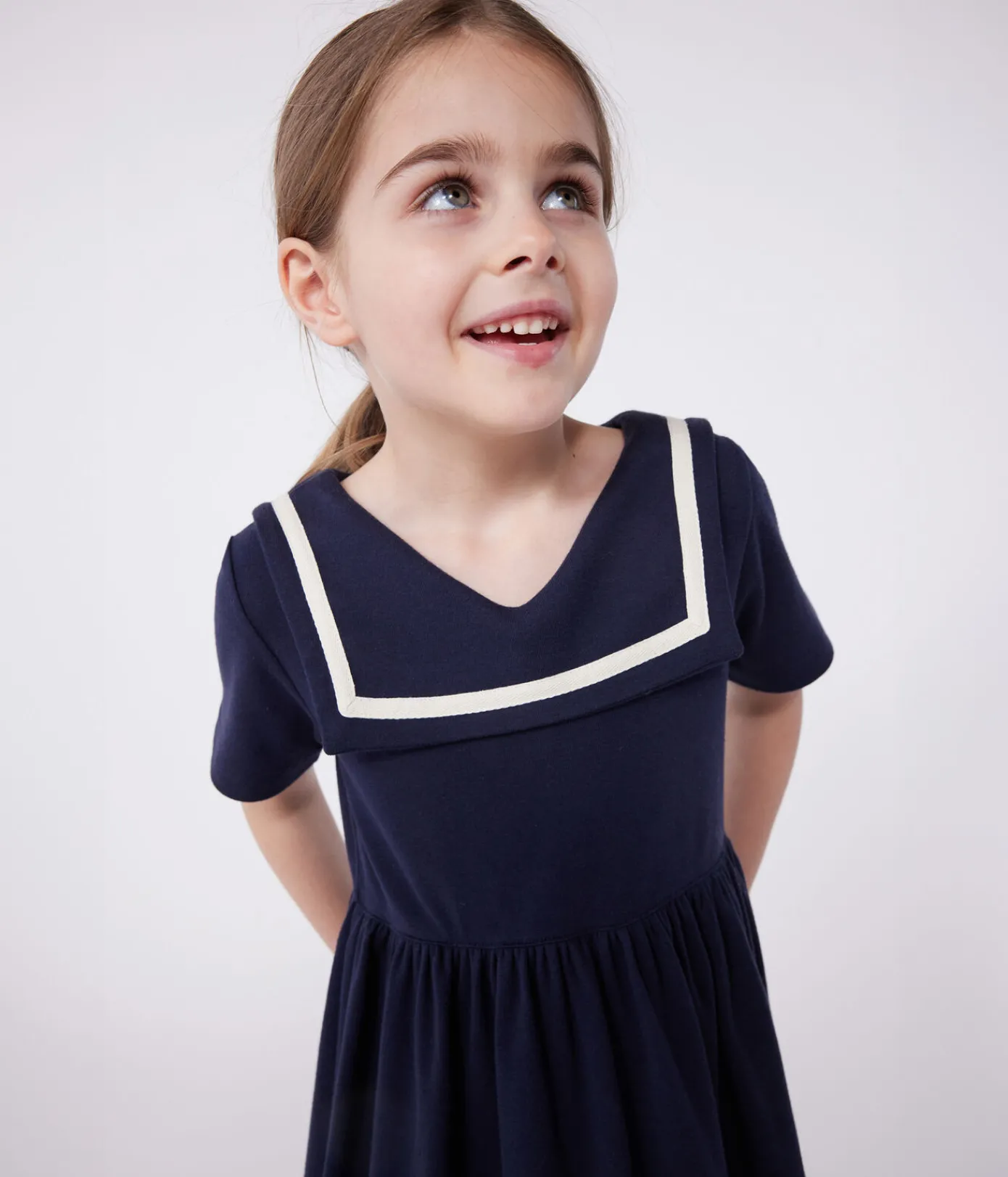 Petit Bateau Kleider, Röcke*Kurzärmeliges Kinder-Kleid aus einfarbiger Baumwolle blau SMOKING