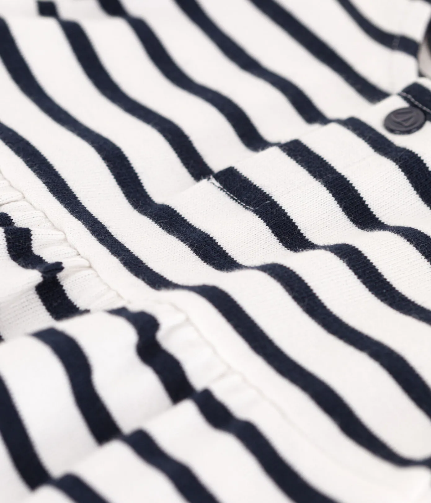 Petit Bateau Kleider*Langärmeliges Babykleid aus dichtem Jersey für Mädchen weiss MARSHMALLOW/blau SMOKING