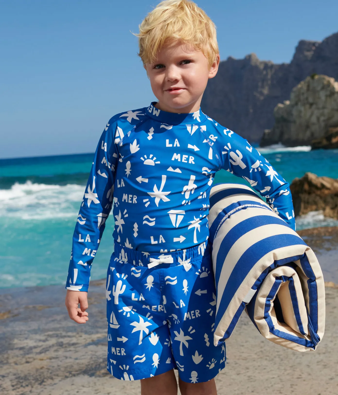 Petit Bateau Bademode, Uv-Kleidung*Langärmeliges Kinder Bade-T-Shirt mit UV-Schutz und Printmotiv blau PORCELANA/ MARSHMALLOW