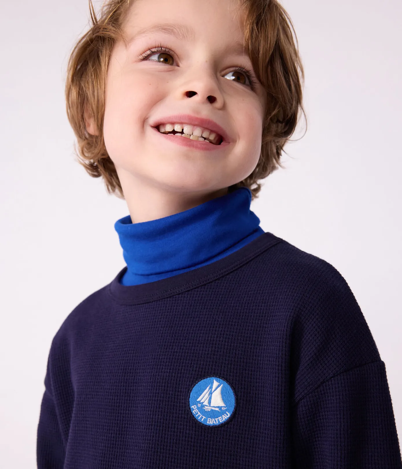 Petit Bateau T-Shirts, Poloshirts, Hemden*Langärmeliges Kinder-T-Shirt aus einfarbiger Baumwolle SOIR