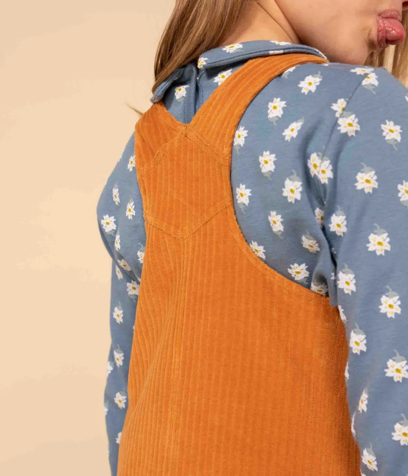 Petit Bateau Kleider, Röcke*Latzkleid aus Cord für Mädchen braun ECUREUIL