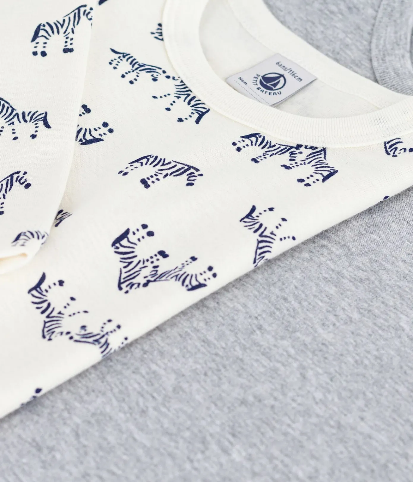 Petit Bateau Unterhemden, Tanktops|T-Shirts, Poloshirts, Hemden*Set langärmeliger Kinder T-Shirts aus Baumwolle mit Zebra-Motiv variante 1