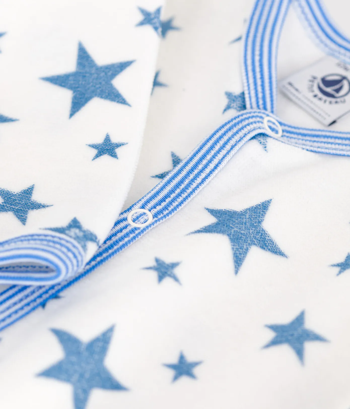 Petit Bateau Schlafanzüge, Strampler*Strampler aus Nicki mit Sternmotiv weiss MARSHMALLOW/blau ALASKA